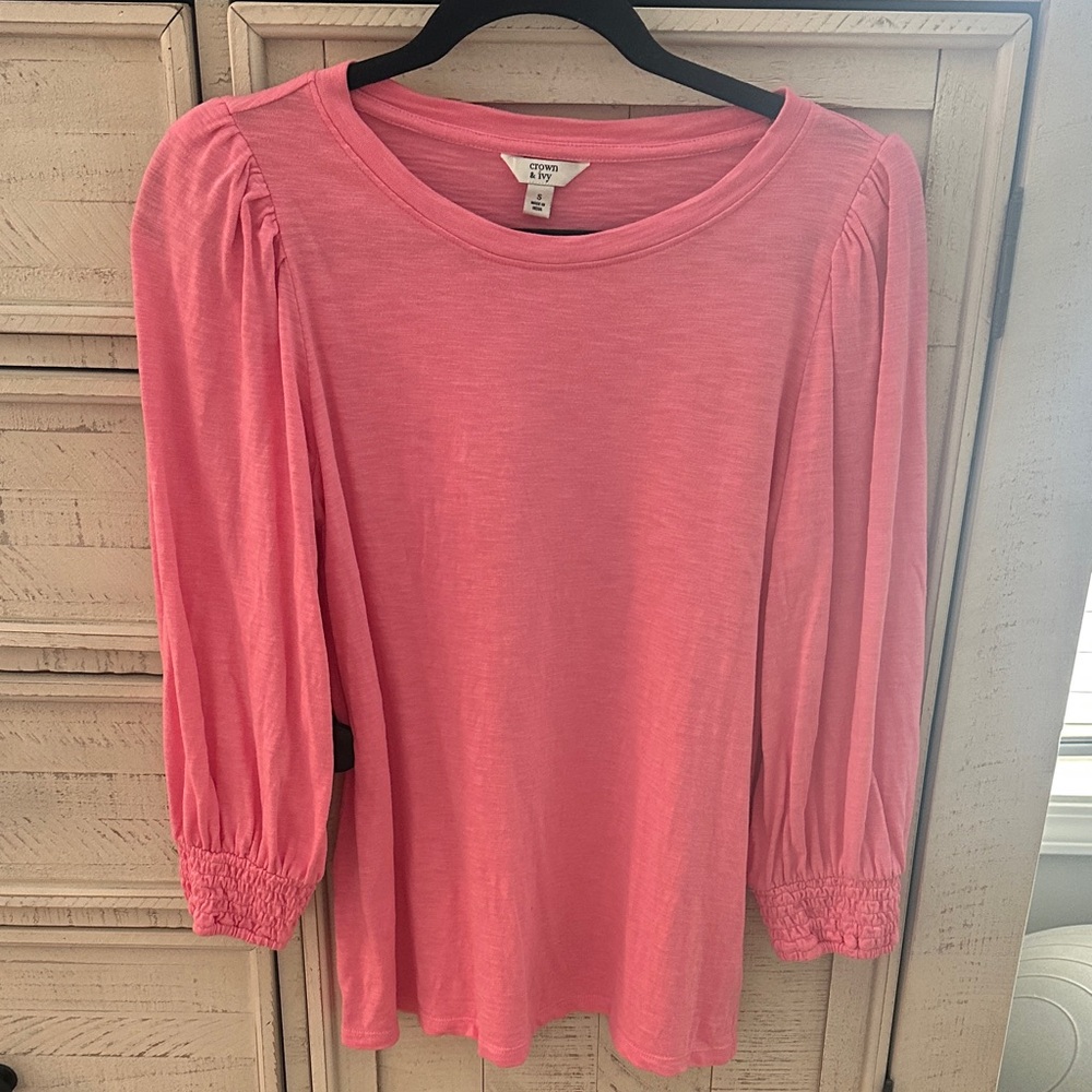 Crown & Ivy Pink Long Sleeve Top